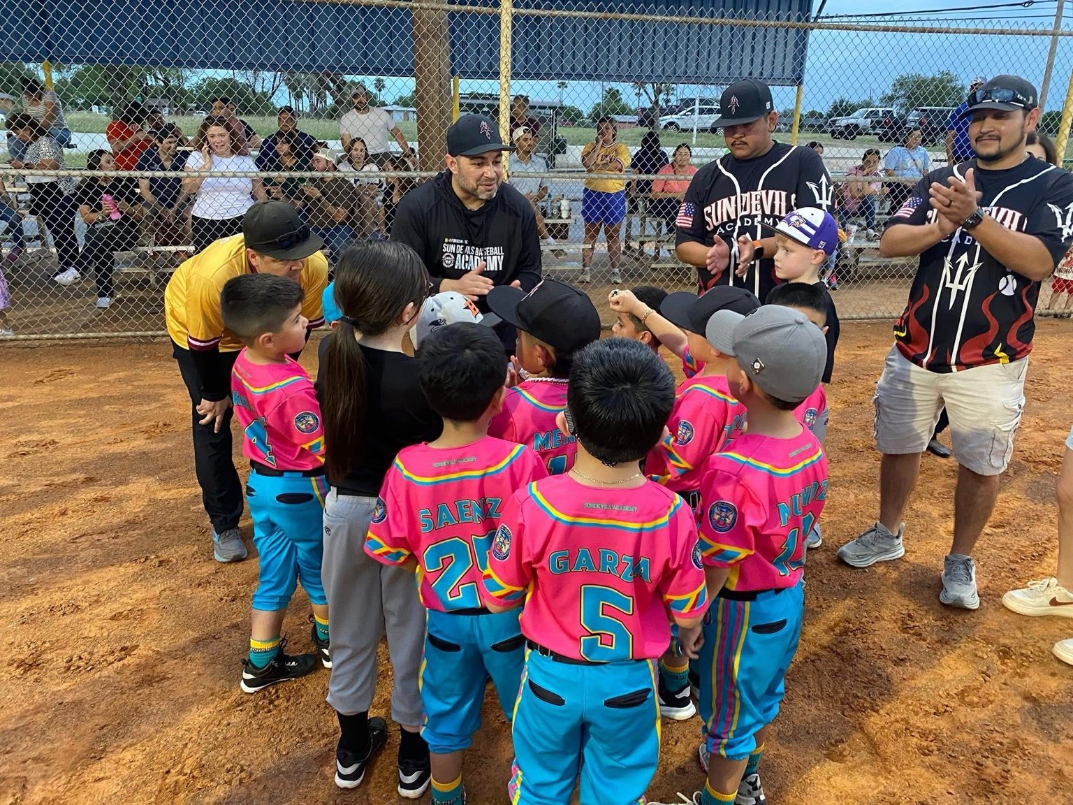 Players gathered with coaches